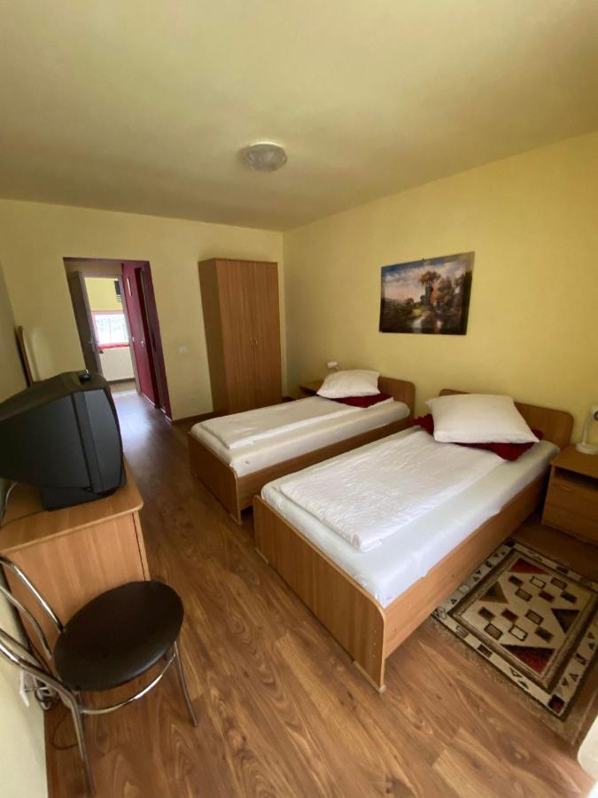 Pensiunea Pastravul Hotell Cîrţişoara Eksteriør bilde